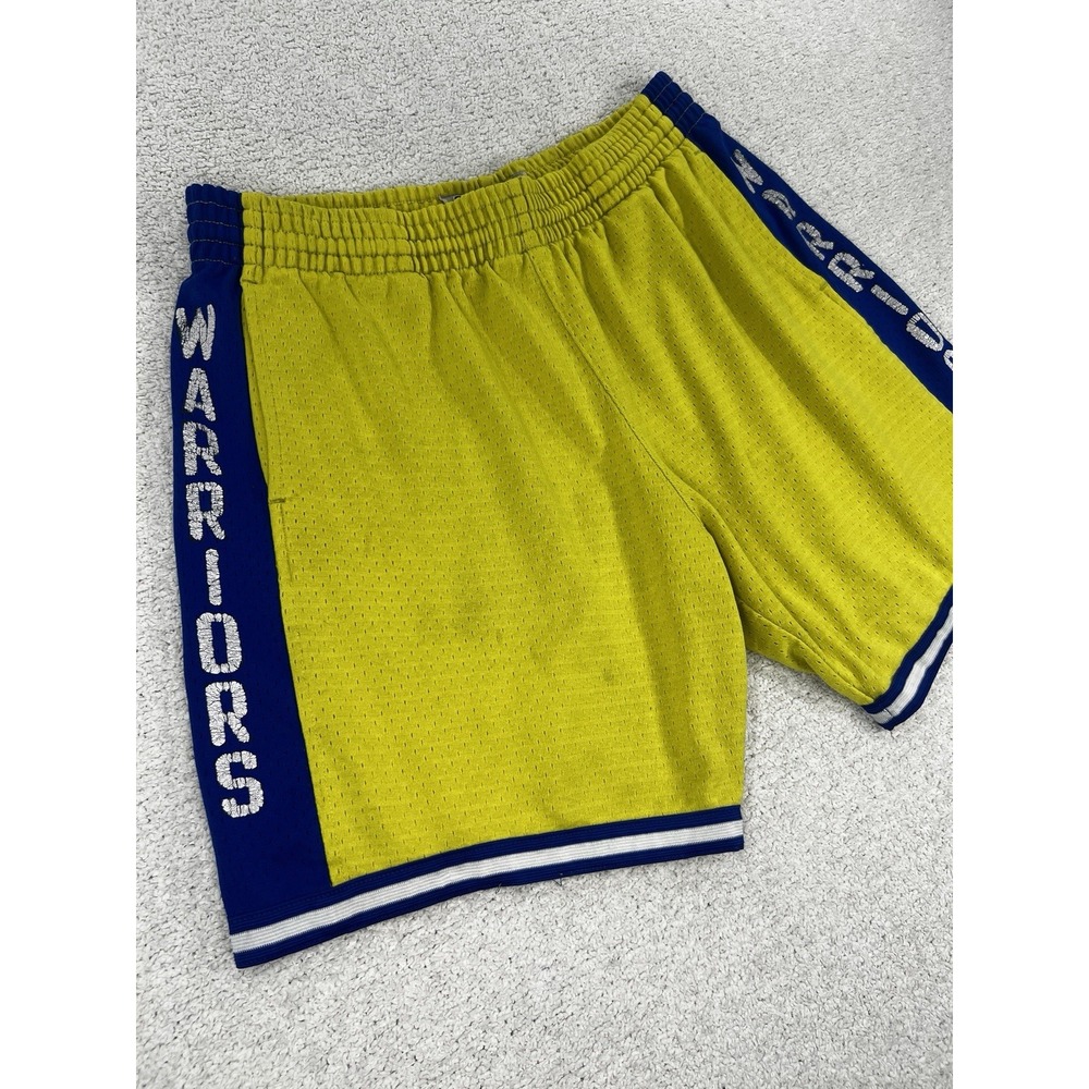 VTG Golden State Warriors Mitchell & Ness Shorts Mens M Yellow NBA Basketball‎